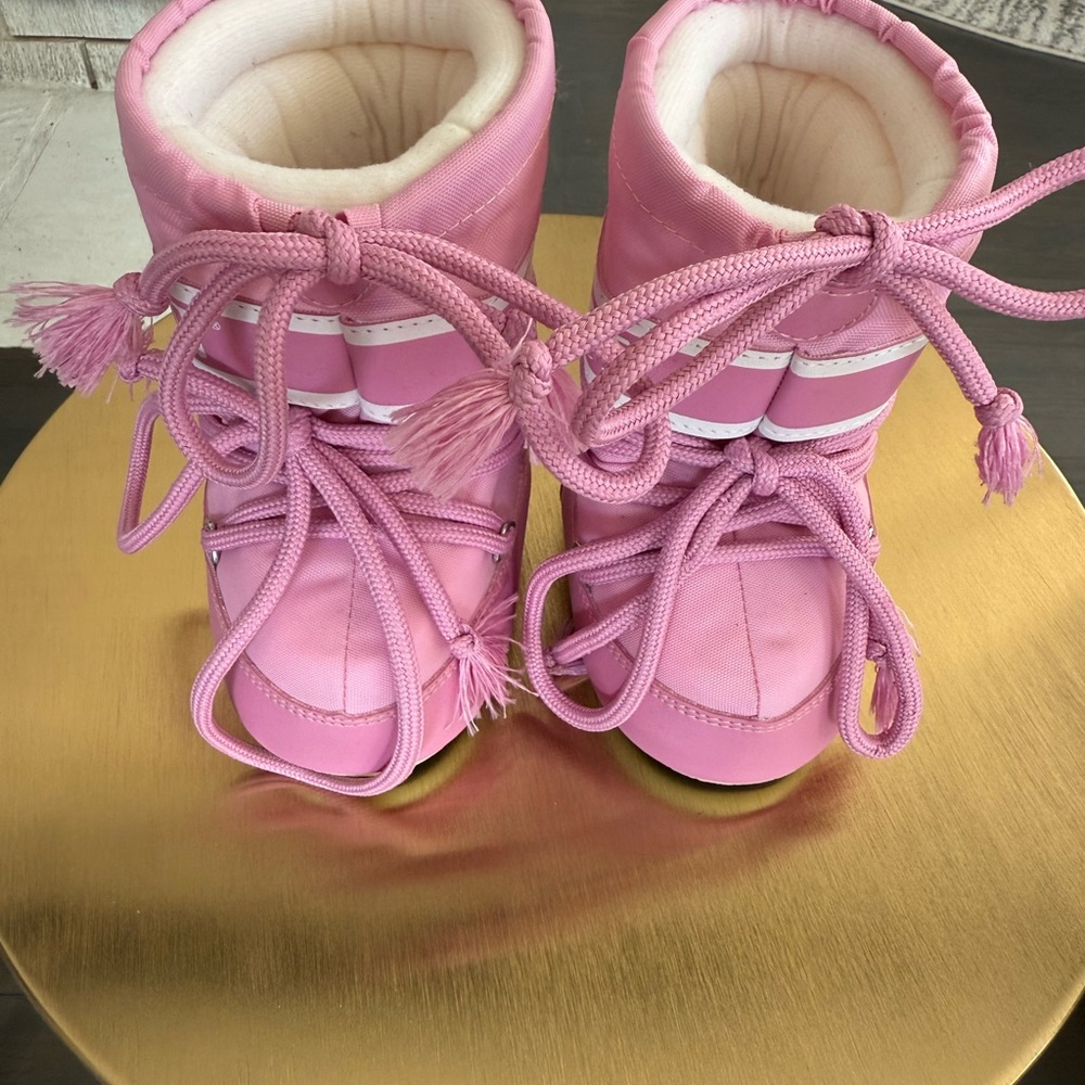 Pink Toddler Moon Boots